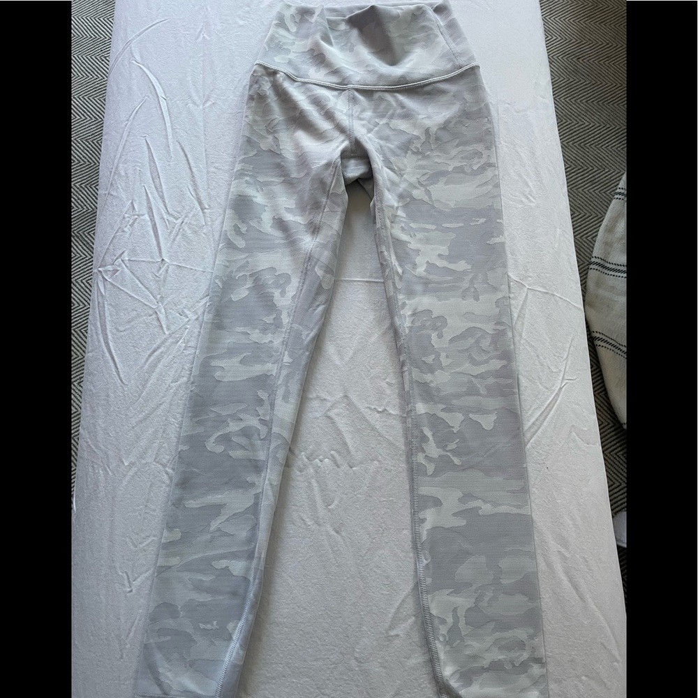 LuLulemon camp leggings